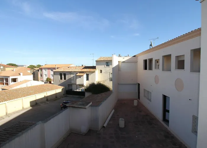 Lägenhet Beau T2 Renove Avec Balcons, Climatisation Et Proche Des Thermes - - Fr-1-553-115 *