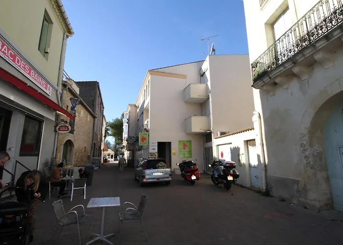 Beau T2 Renove Avec Balcons, Climatisation Et Proche Des Thermes - - Fr-1-553-115 Lägenhet *